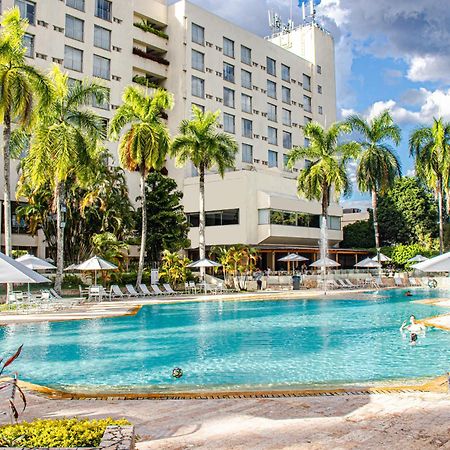 Hotel Estelar Altamira Ibagué Kültér fotó The pool at the hotel